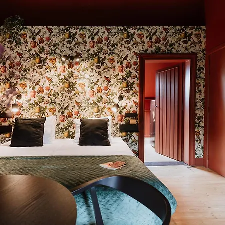 Het Notarishuis - Authentiek Nabij Maastricht Bed & Breakfast 4*