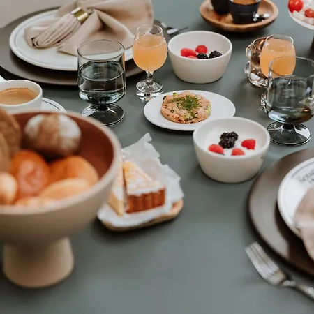 Het Notarishuis Bed & Breakfast *