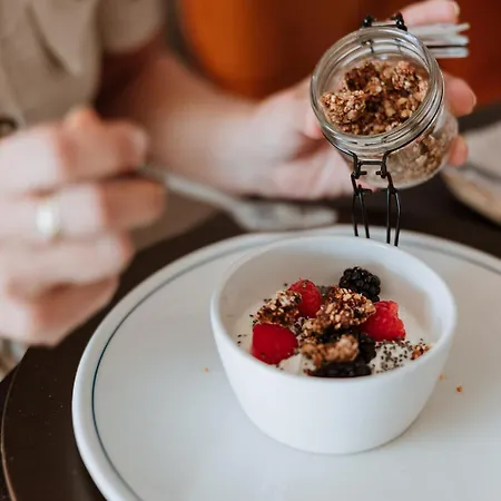 Bed & Breakfast Het Notarishuis - Authentiek Nabij Maastricht