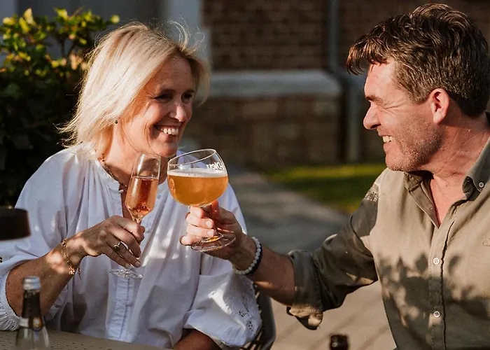 Couette-café Het Notarishuis - Authentiek Nabij Maastricht 4*