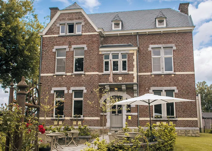 Couette-café Het Notarishuis - Authentiek Nabij Maastricht 4*
