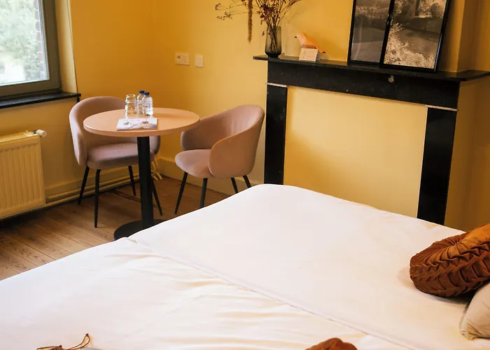 Het Notarishuis - Authentiek Nabij Maastricht Couette-café 4*